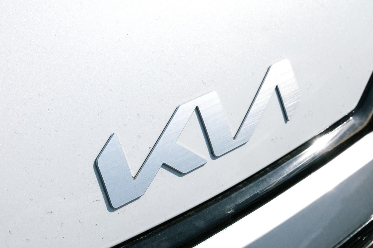 2026 Kia Sportage Hybrid SX AWD w/Black Interior Photo