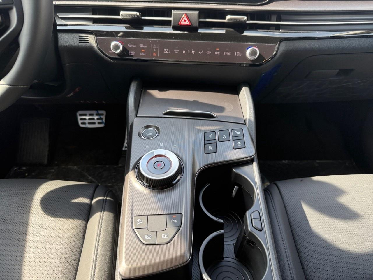 2026 Kia Sportage Hybrid SX AWD w/Black Interior Photo