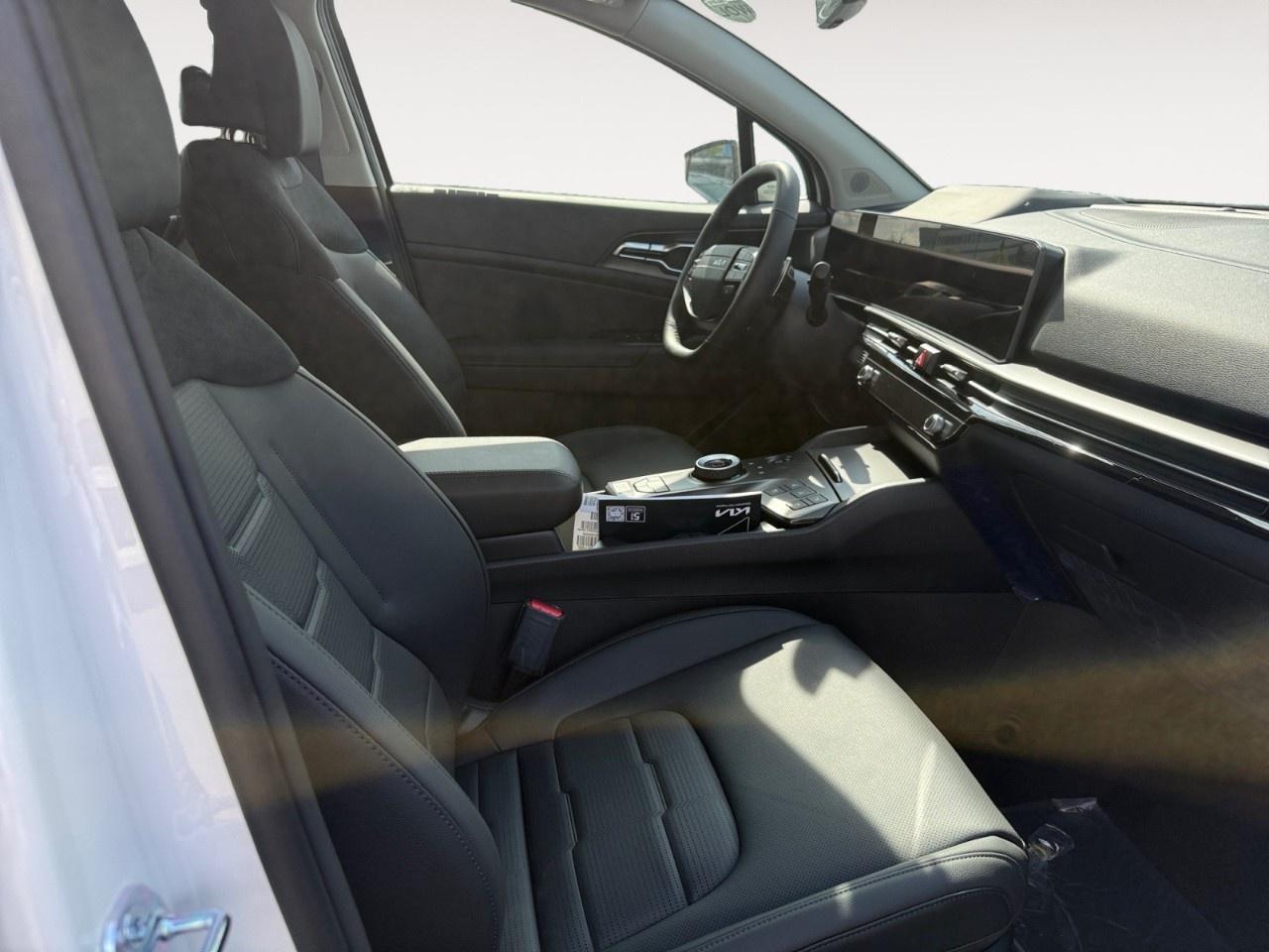 2026 Kia Sportage Hybrid SX AWD w/Black Interior Photo