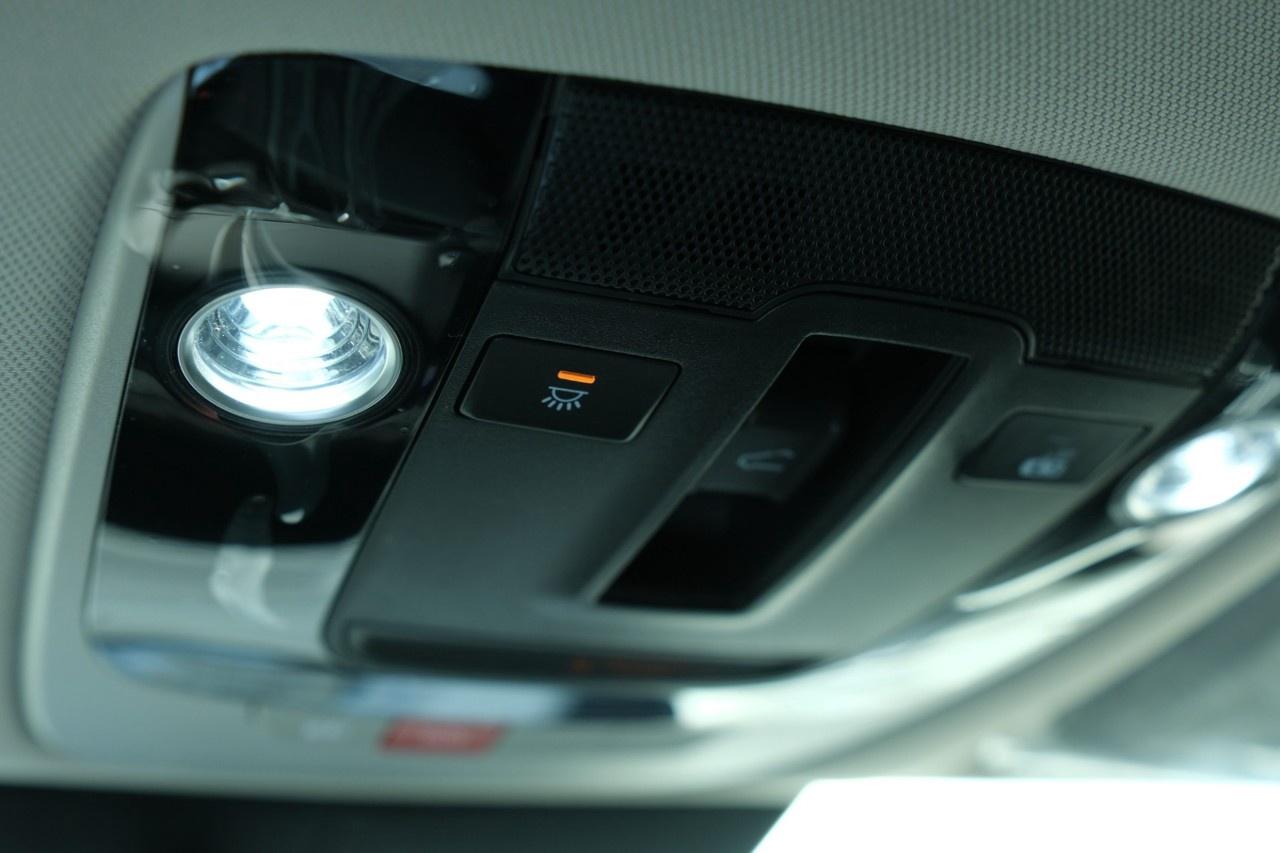 2026 Kia Sportage Hybrid SX AWD w/Black Interior Photo