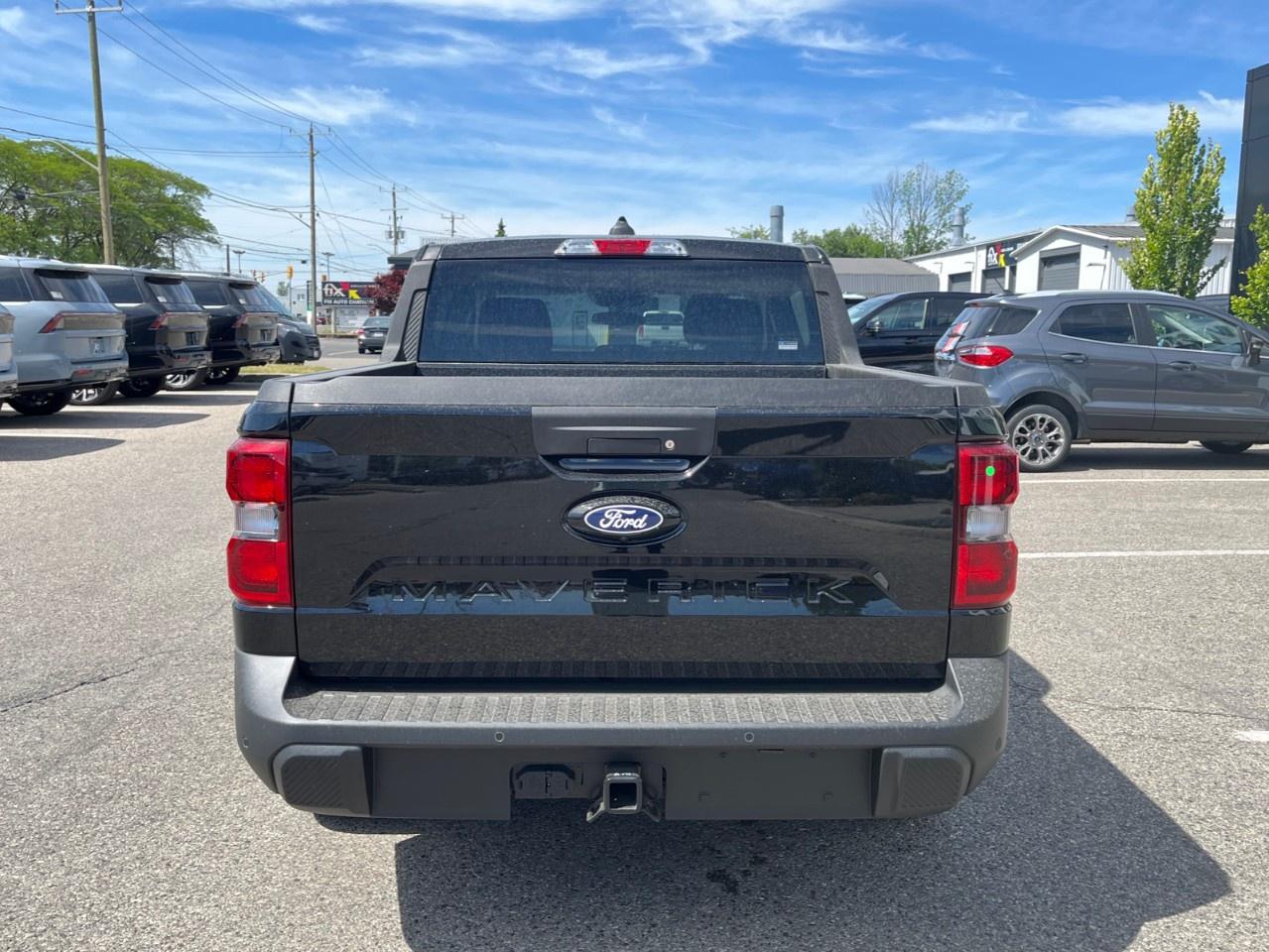 2026 Ford Maverick XLT AWD SuperCrew Photo3