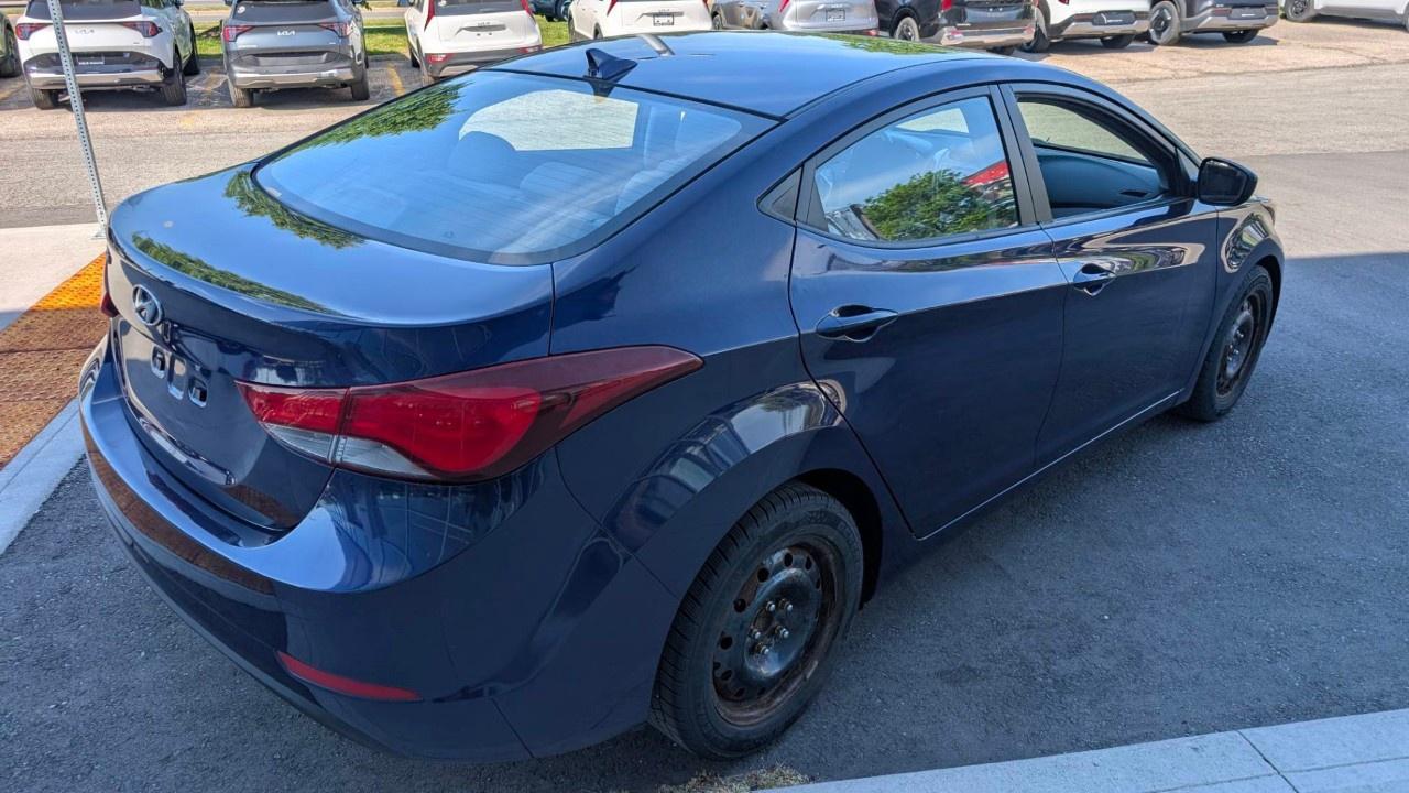 2014 Hyundai Elantra 4DR SDN AUTO GL Photo4