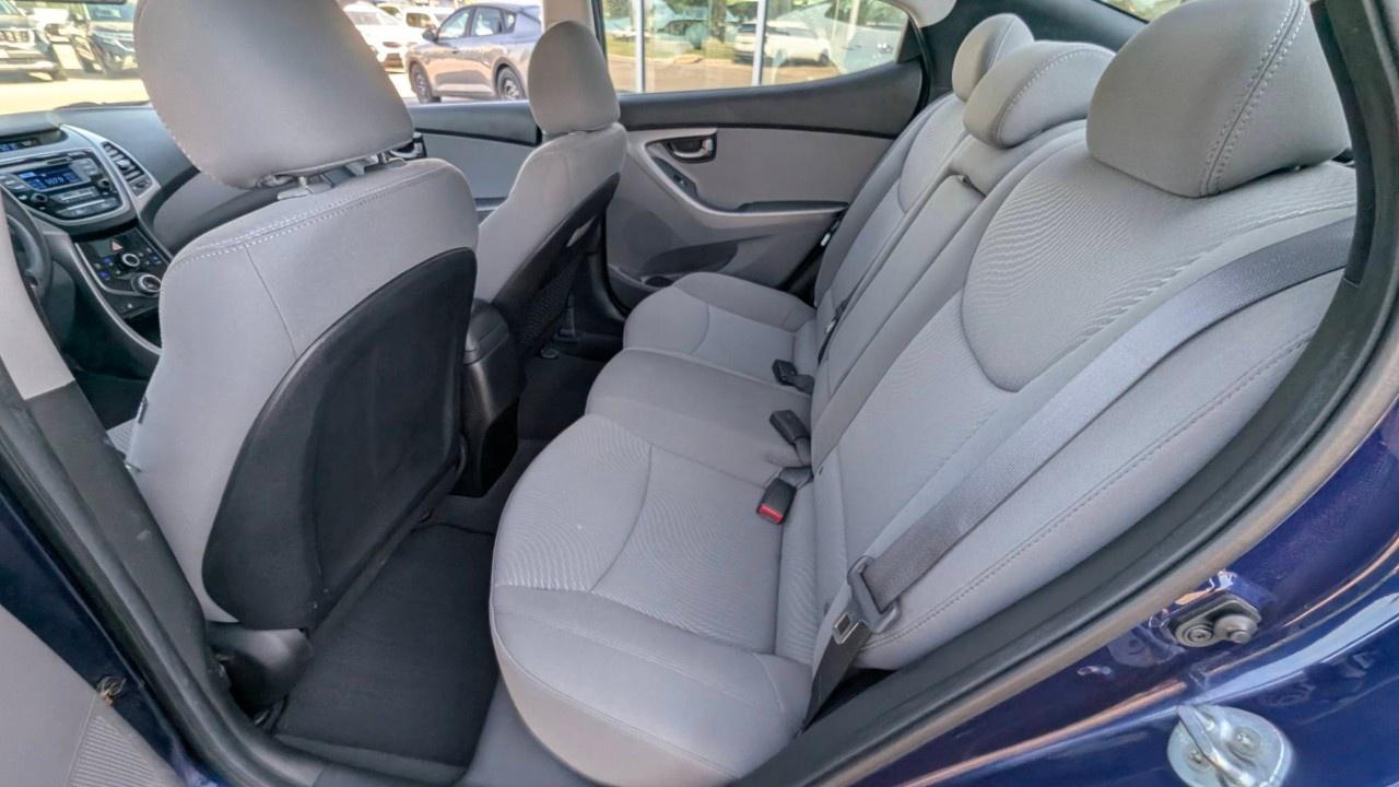 2014 Hyundai Elantra 4DR SDN AUTO GL Photo