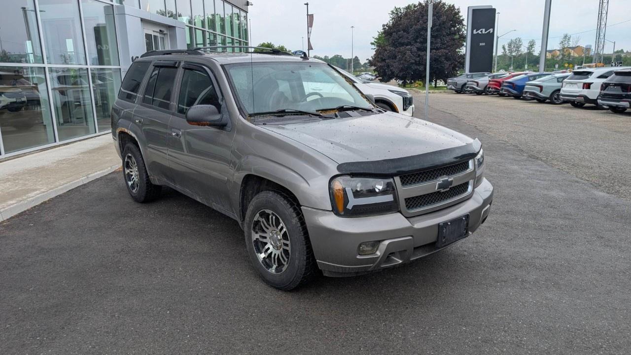 2009 Chevrolet TrailBlazer  Photo2