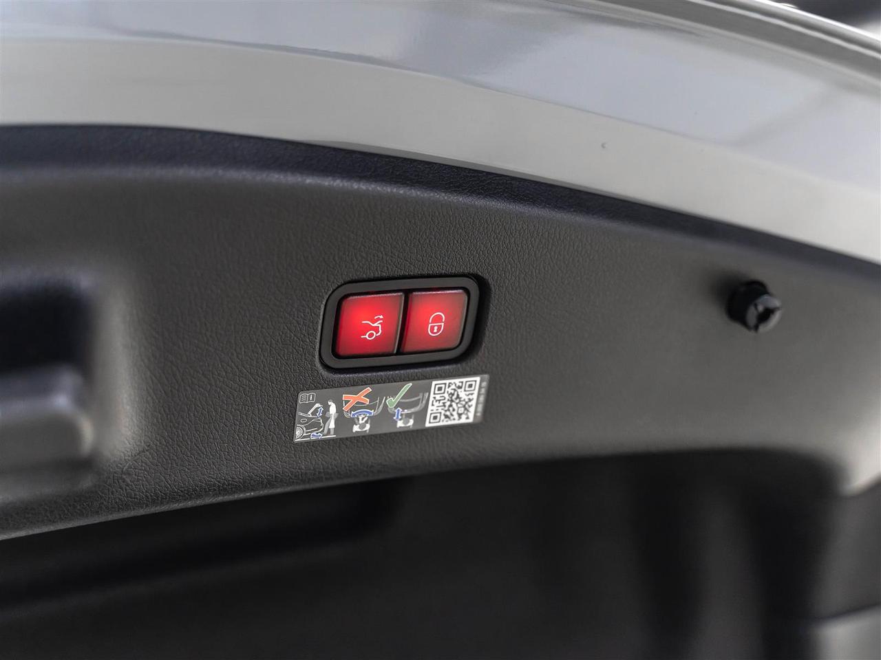 2024 Mercedes-Benz CLE 53 AMG CLE 53|Night Pkg Plus|AMG Performance Seat Advanced|Dynamics Plus|Pinnacle Trim Photo