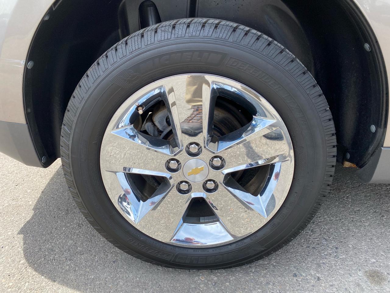 2012 Chevrolet Equinox LTZ | AWD | Leather Seats | BlueTooth | ONLY 128,000kms!!! Photo