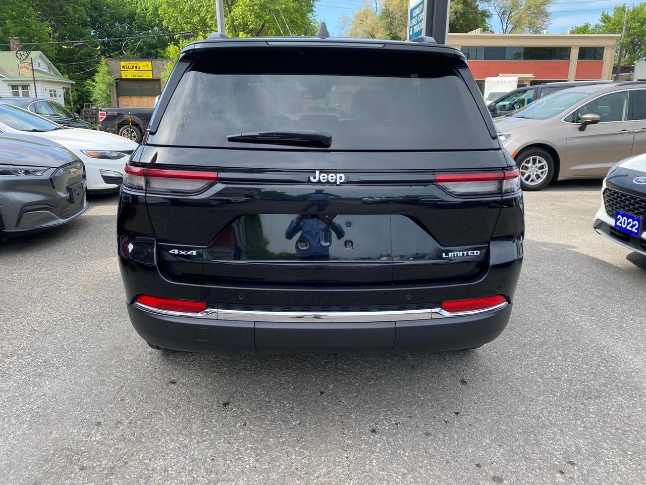 2024 Jeep Grand Cherokee Limited | 4WD | NAV | Apple CarPlay | Android Auto Photo4