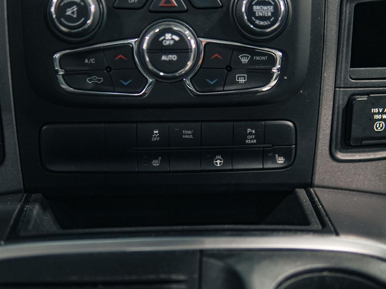 2022 RAM 1500 Classic EXPRESS CREW CAB 4X4 | 5.7 HEMI | BLACK PKG Photo