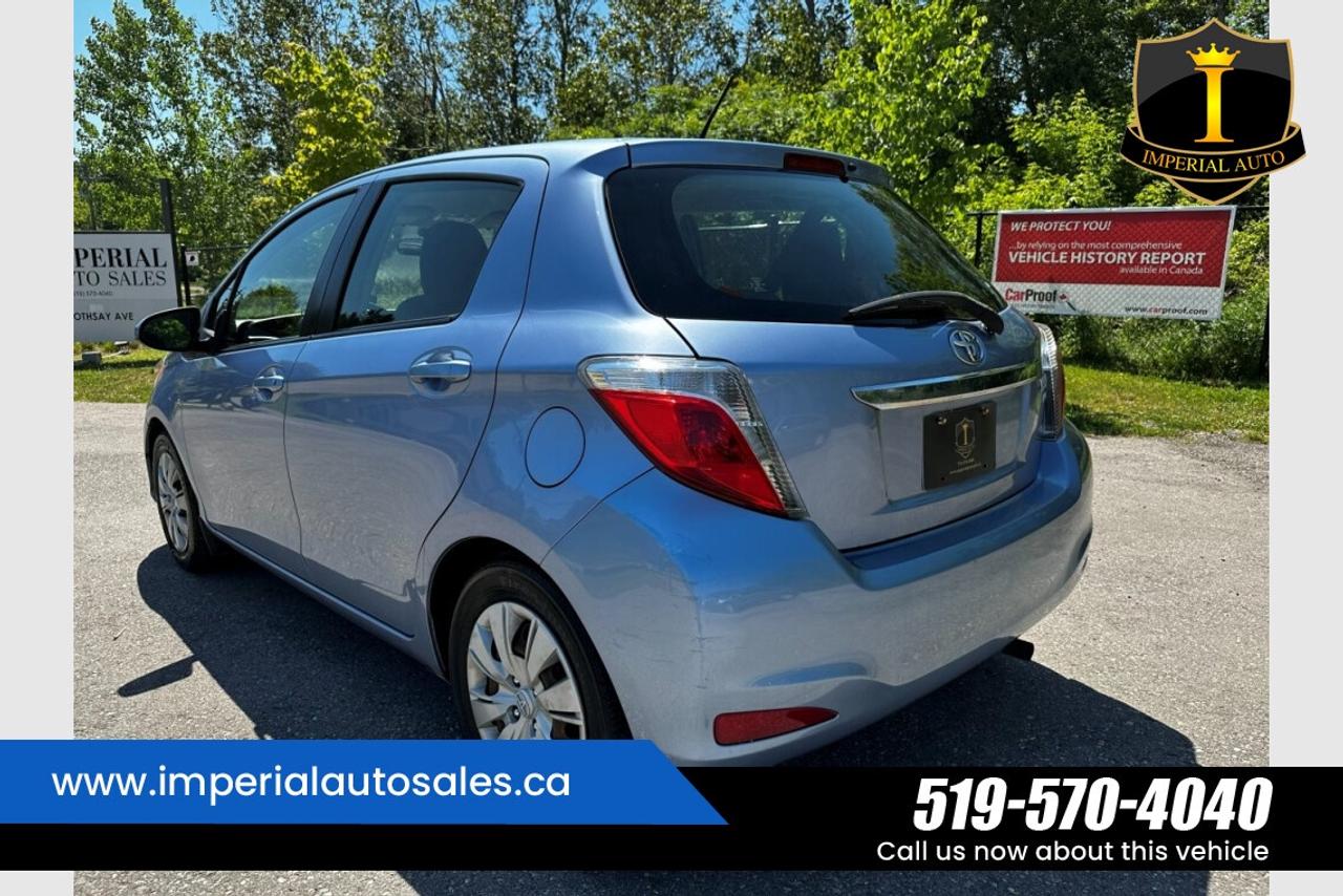 2013 Toyota Yaris LE Photo