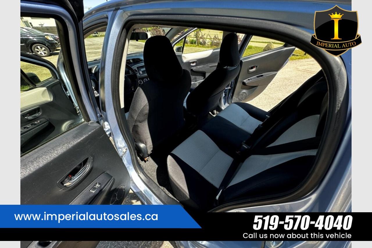 2013 Toyota Yaris LE Photo