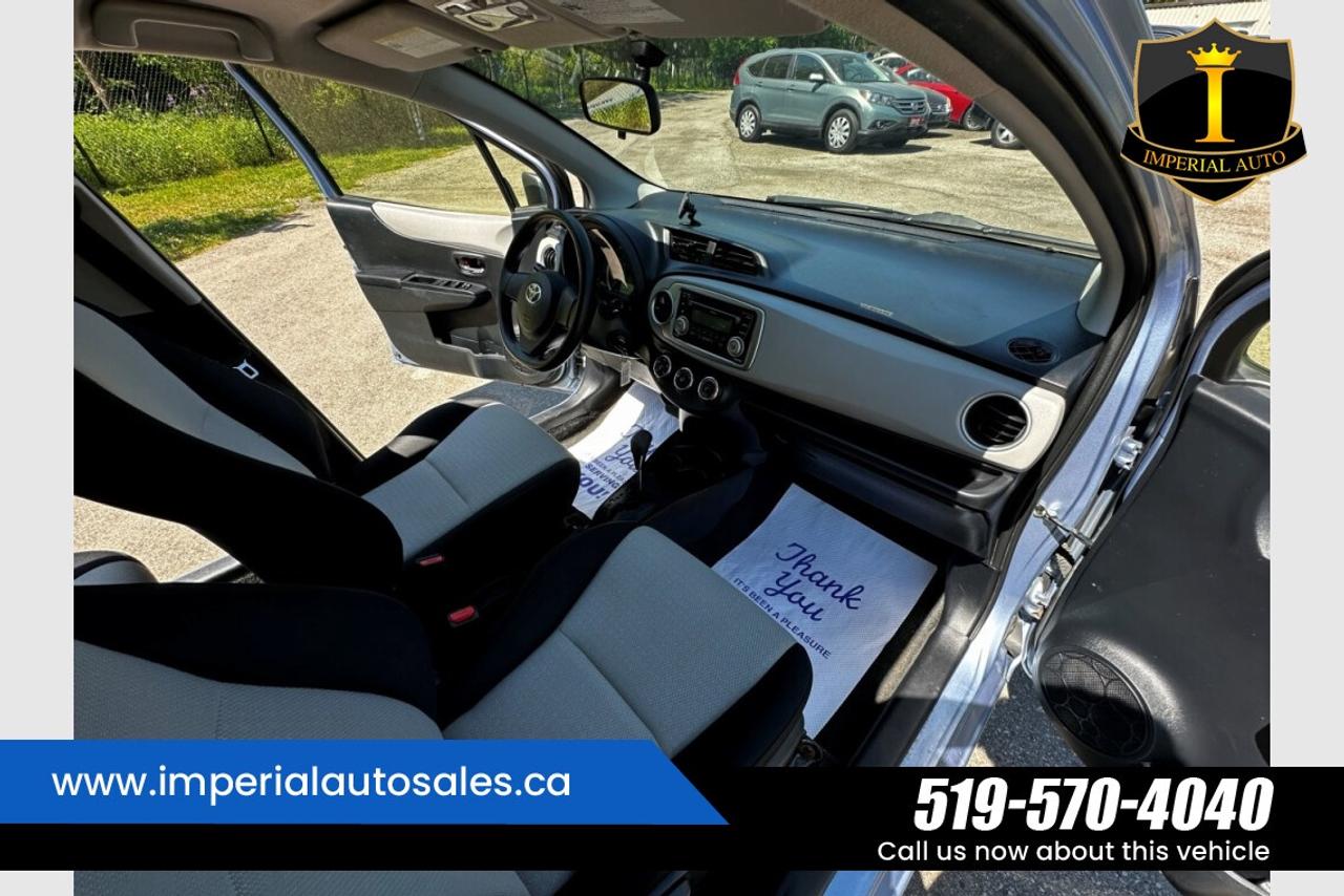 2013 Toyota Yaris LE Photo