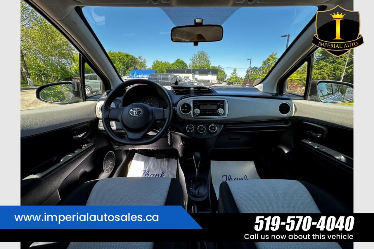 2013 Toyota Yaris LE Photo