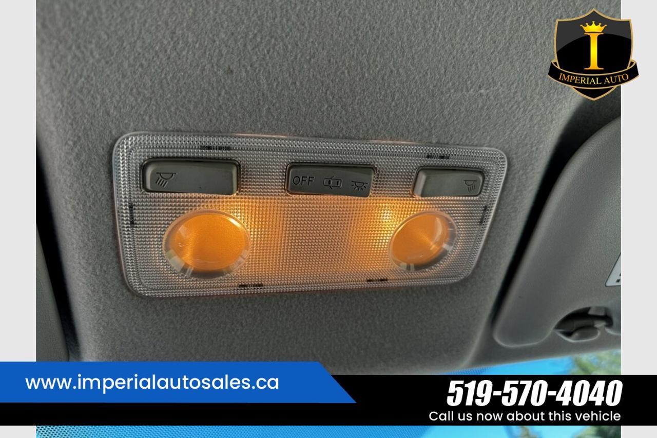 2013 Toyota Yaris LE Photo