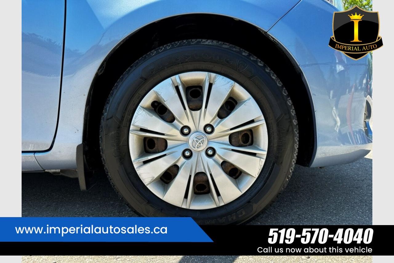 2013 Toyota Yaris LE Photo