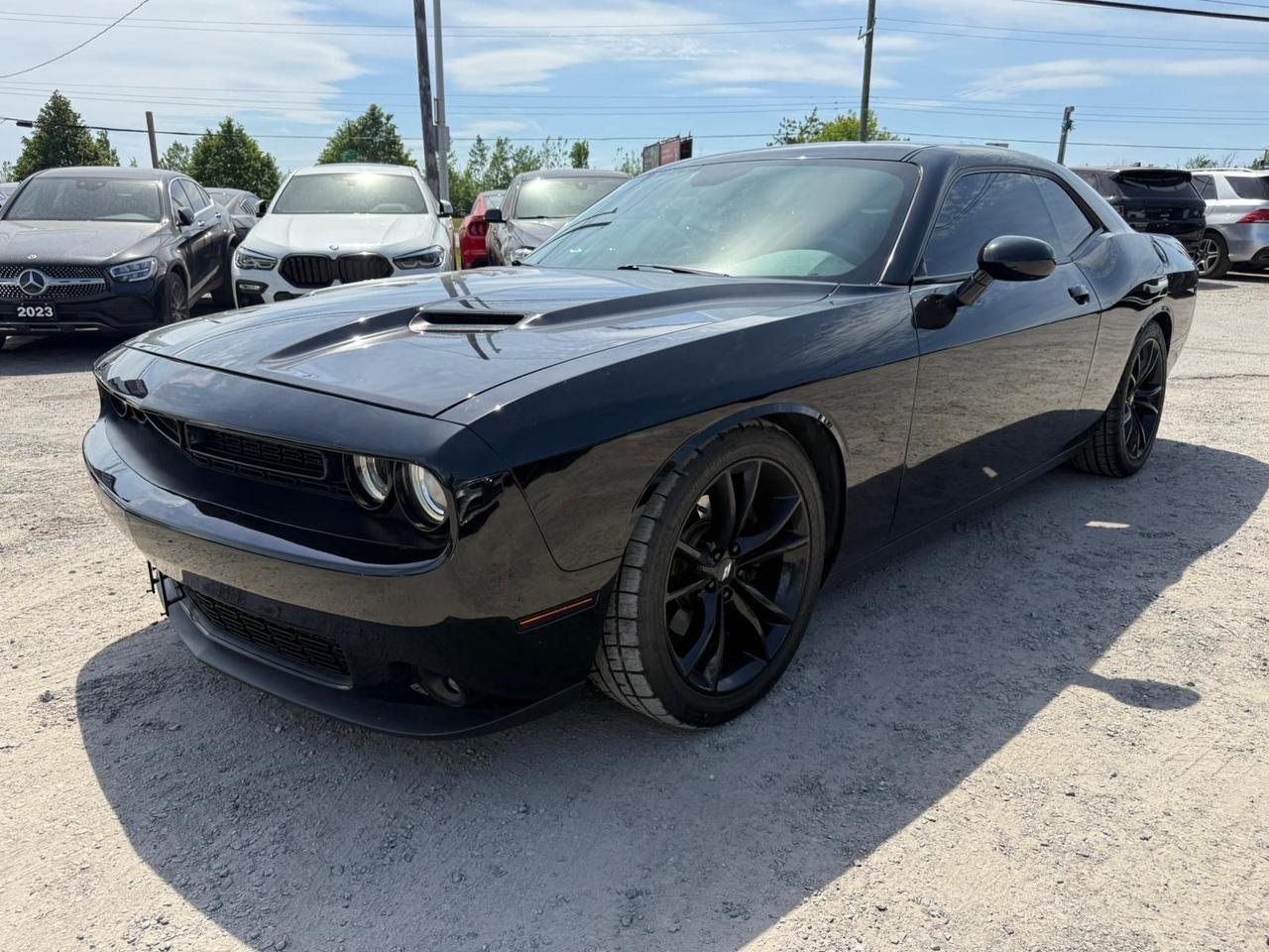 2017 Dodge Challenger  Photo0