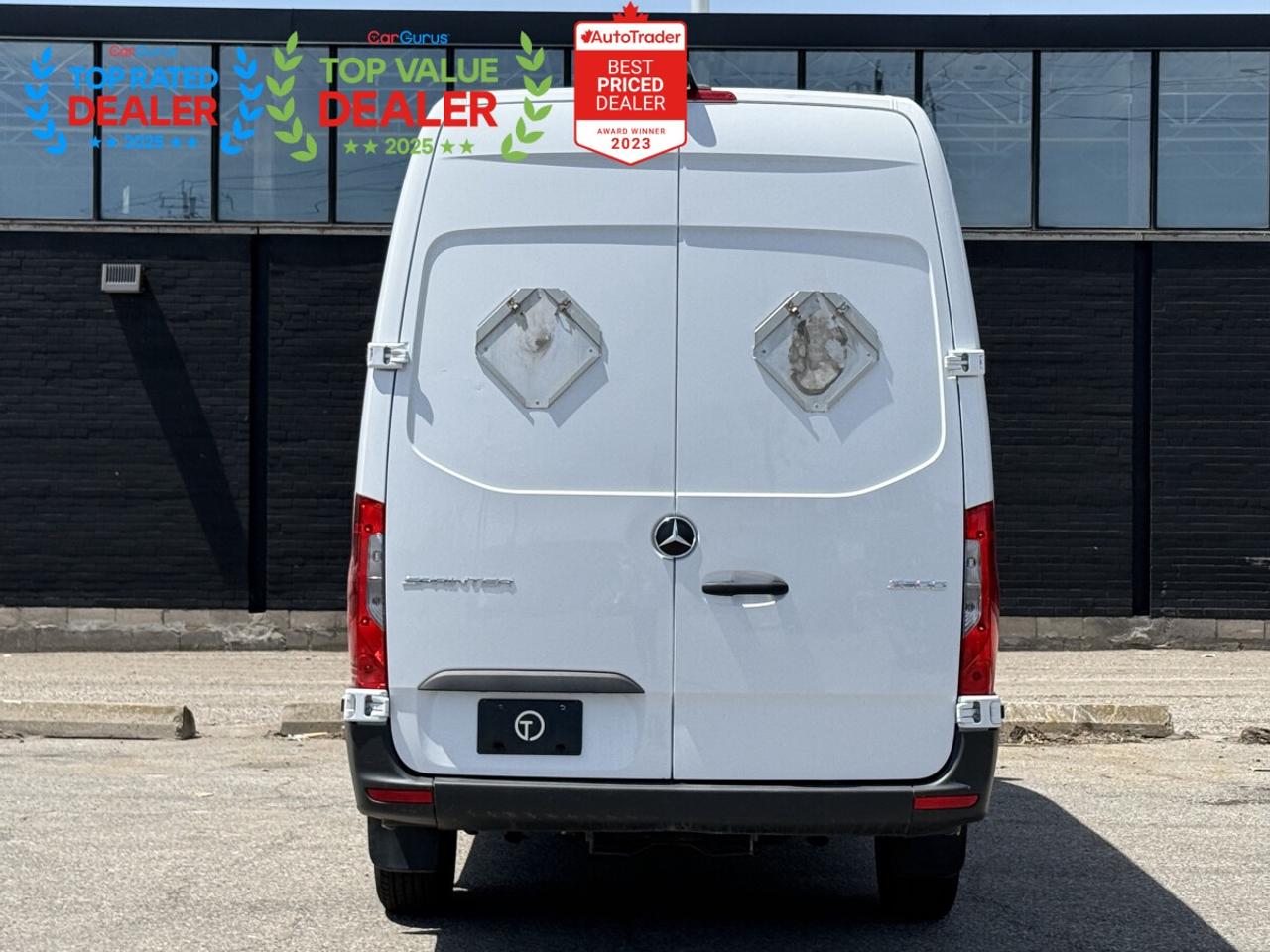 2024 Mercedes-Benz Sprinter 2500 170-IN HIGHROOF | REAR CAMERA | HEATED SEATS Photo