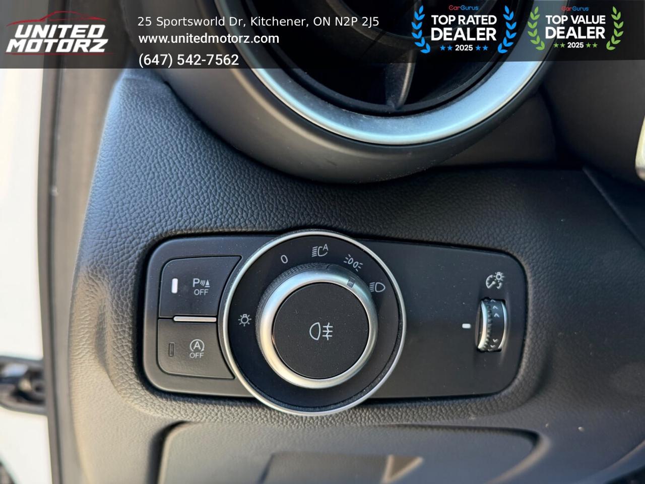 2017 Alfa Romeo Giulia Ti Q4 AWD~SAFETY CERTIFIED~23 Service Records~ Photo