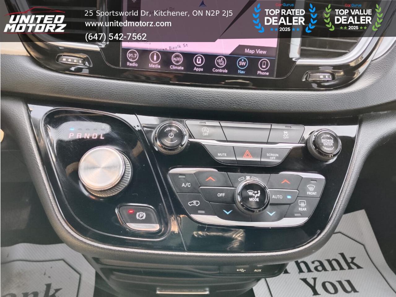 2019 Chrysler Pacifica Touring L~SAFETY CERTIFIED~ 18 SERVICE RECORDS~ Photo