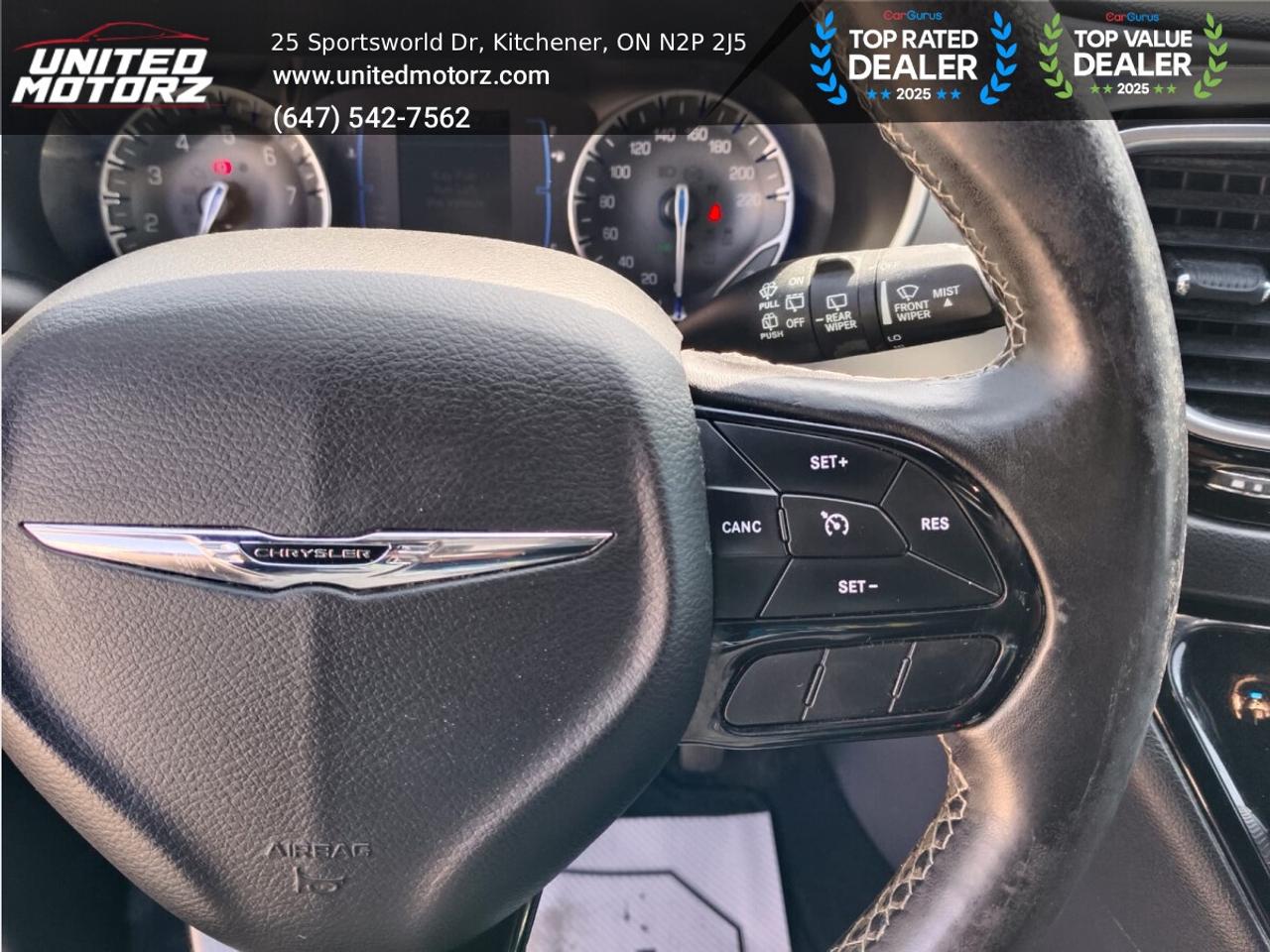 2019 Chrysler Pacifica Touring L~SAFETY CERTIFIED~ 18 SERVICE RECORDS~ Photo