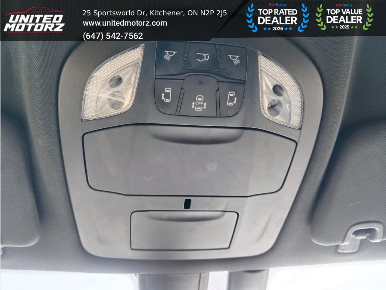 2019 Chrysler Pacifica Touring L~SAFETY CERTIFIED~ 18 SERVICE RECORDS~ Photo