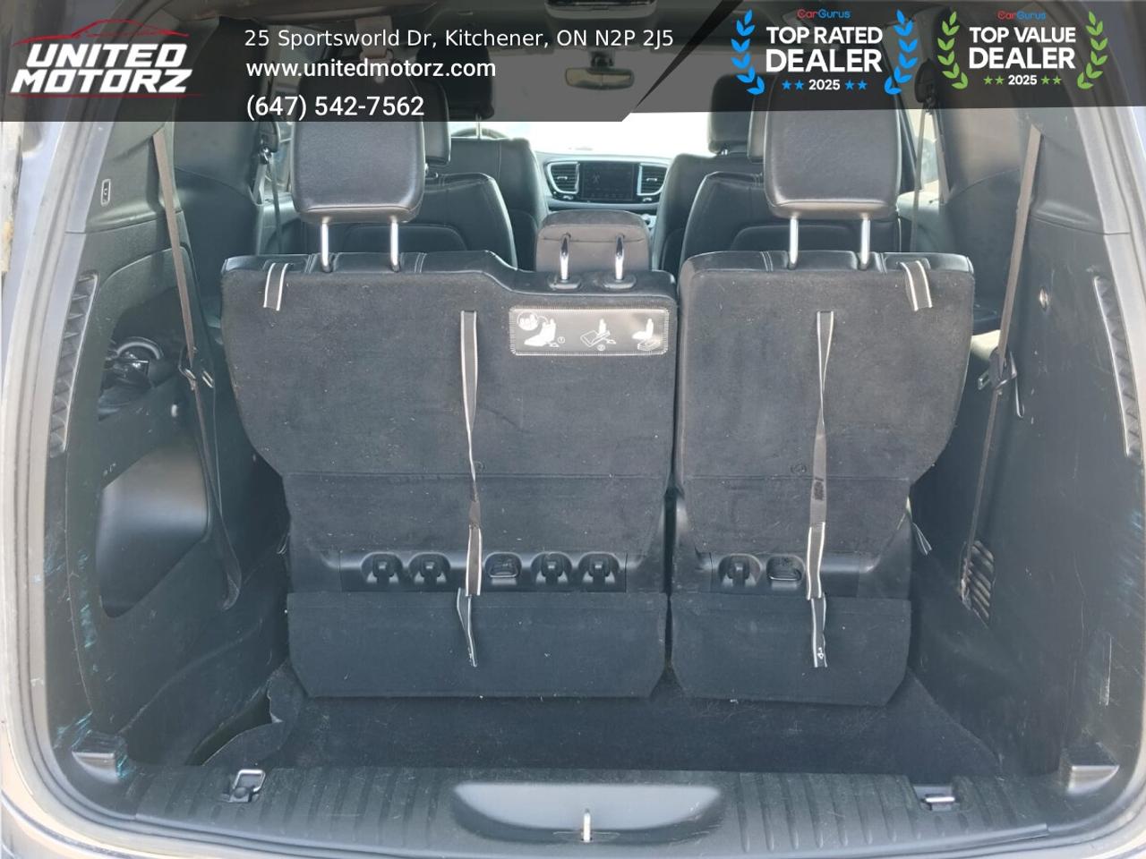 2019 Chrysler Pacifica Touring L~SAFETY CERTIFIED~ 18 SERVICE RECORDS~ Photo