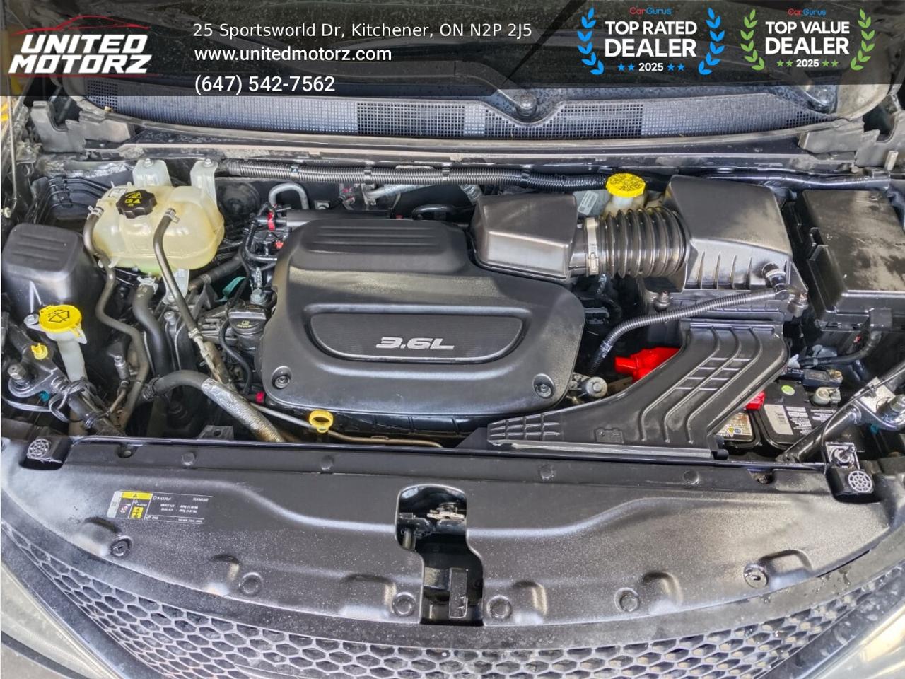 2019 Chrysler Pacifica Touring L~SAFETY CERTIFIED~ 18 SERVICE RECORDS~ Photo