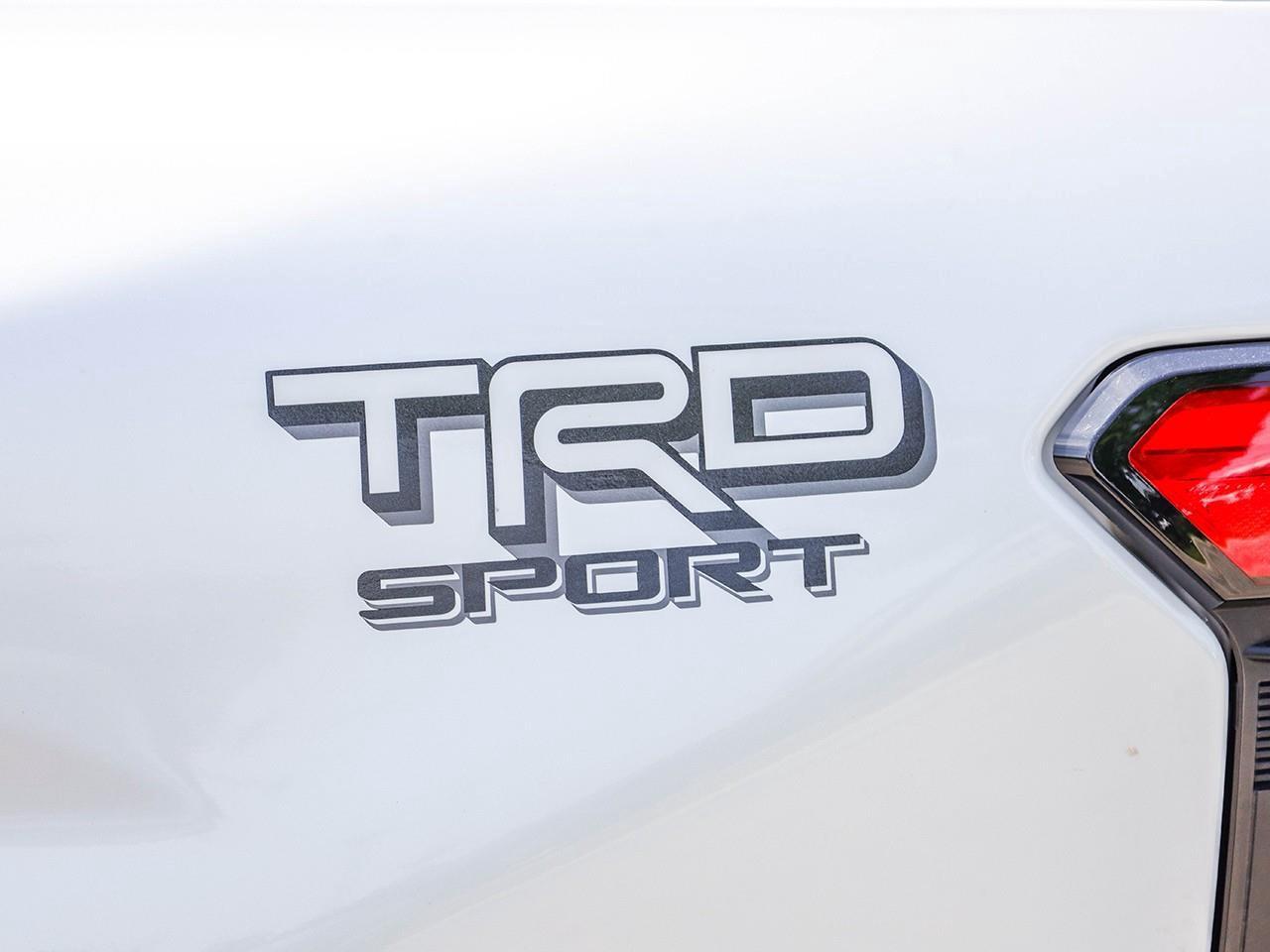 2025 Toyota Tacoma -JBL AUDIO-HEATED/COOLED LEATHER SEATS-HEATED STEERING WHEEL-SUNROOF- Photo