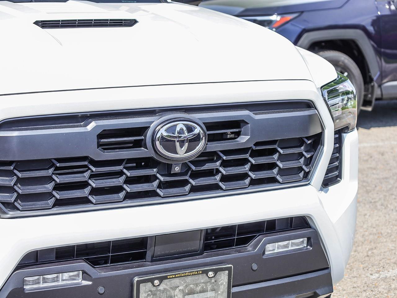 2025 Toyota Tacoma -JBL AUDIO-HEATED/COOLED LEATHER SEATS-HEATED STEERING WHEEL-SUNROOF- Photo