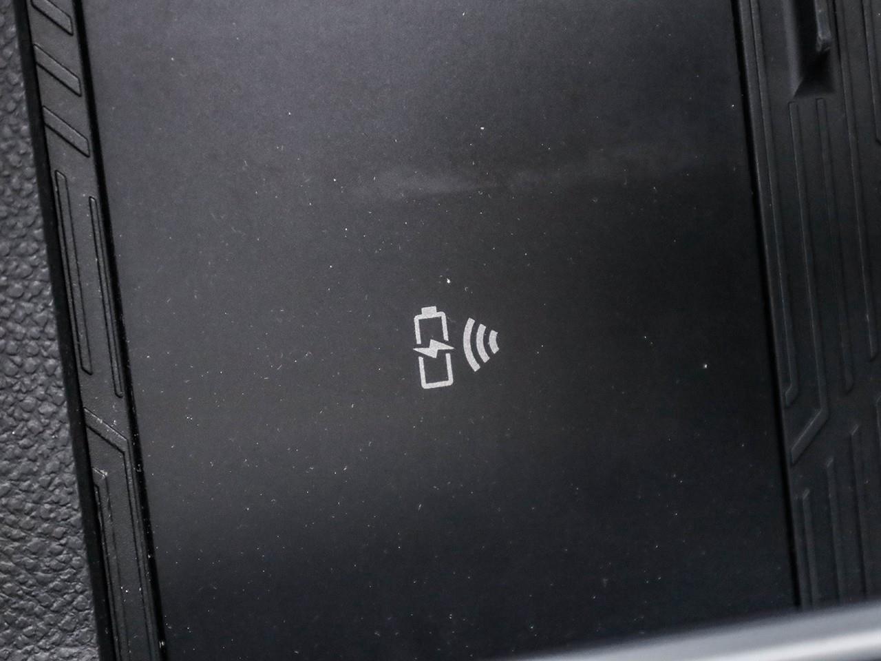 2025 Toyota Tacoma -JBL AUDIO-HEATED/COOLED LEATHER SEATS-HEATED STEERING WHEEL-SUNROOF- Photo