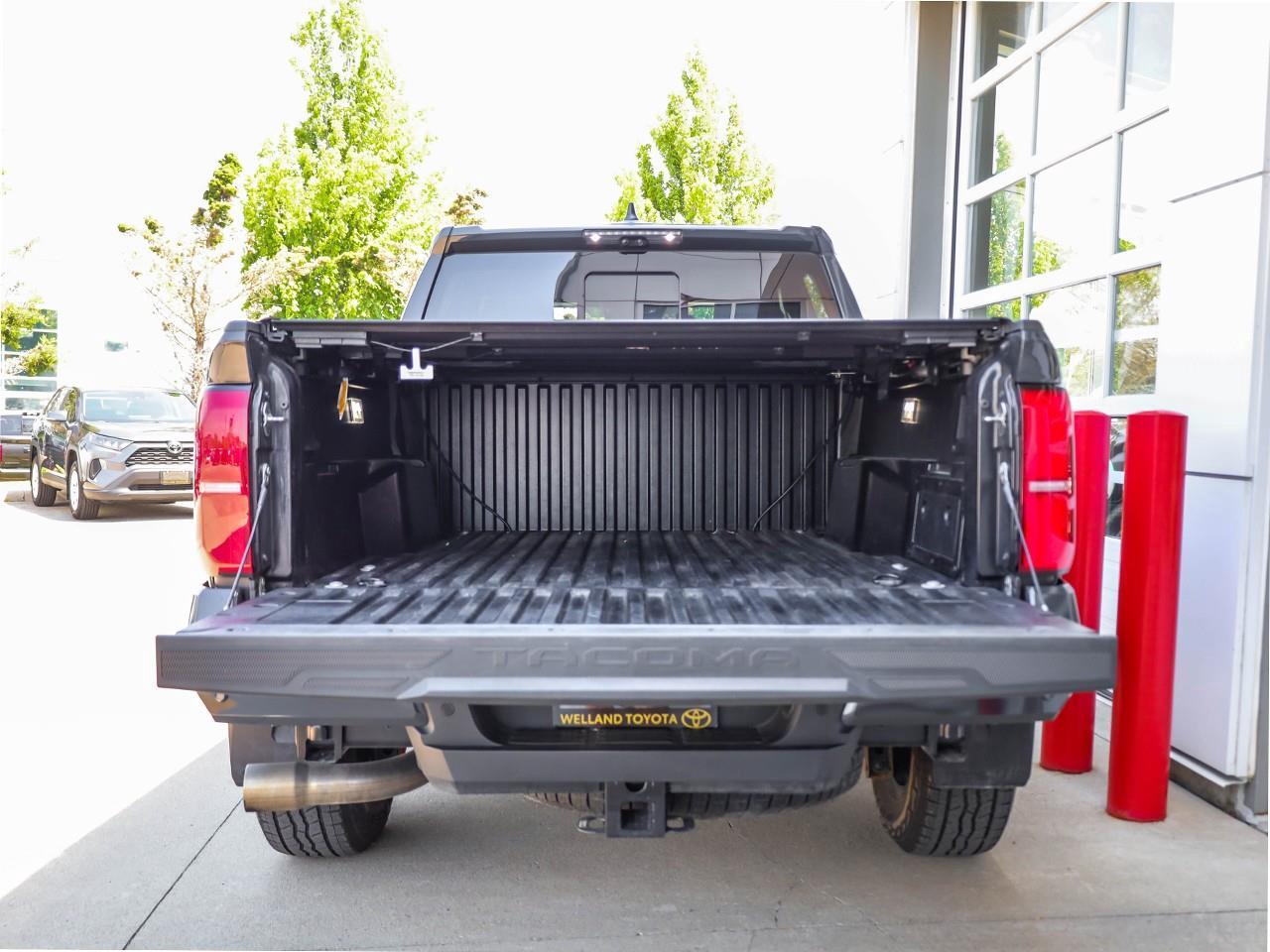 2025 Toyota TACOMA HYBRID  Photo