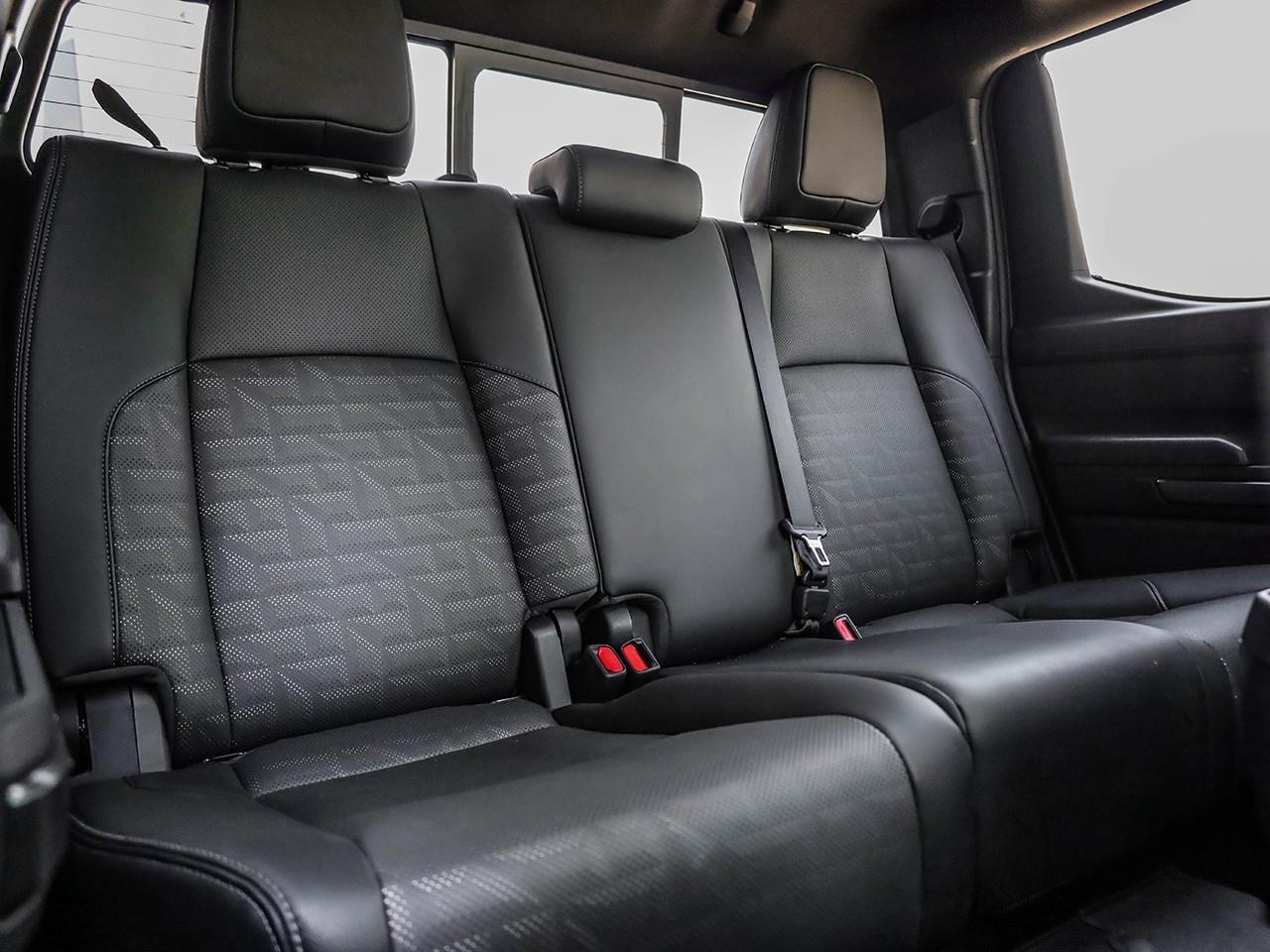 2025 Toyota TACOMA HYBRID  Photo