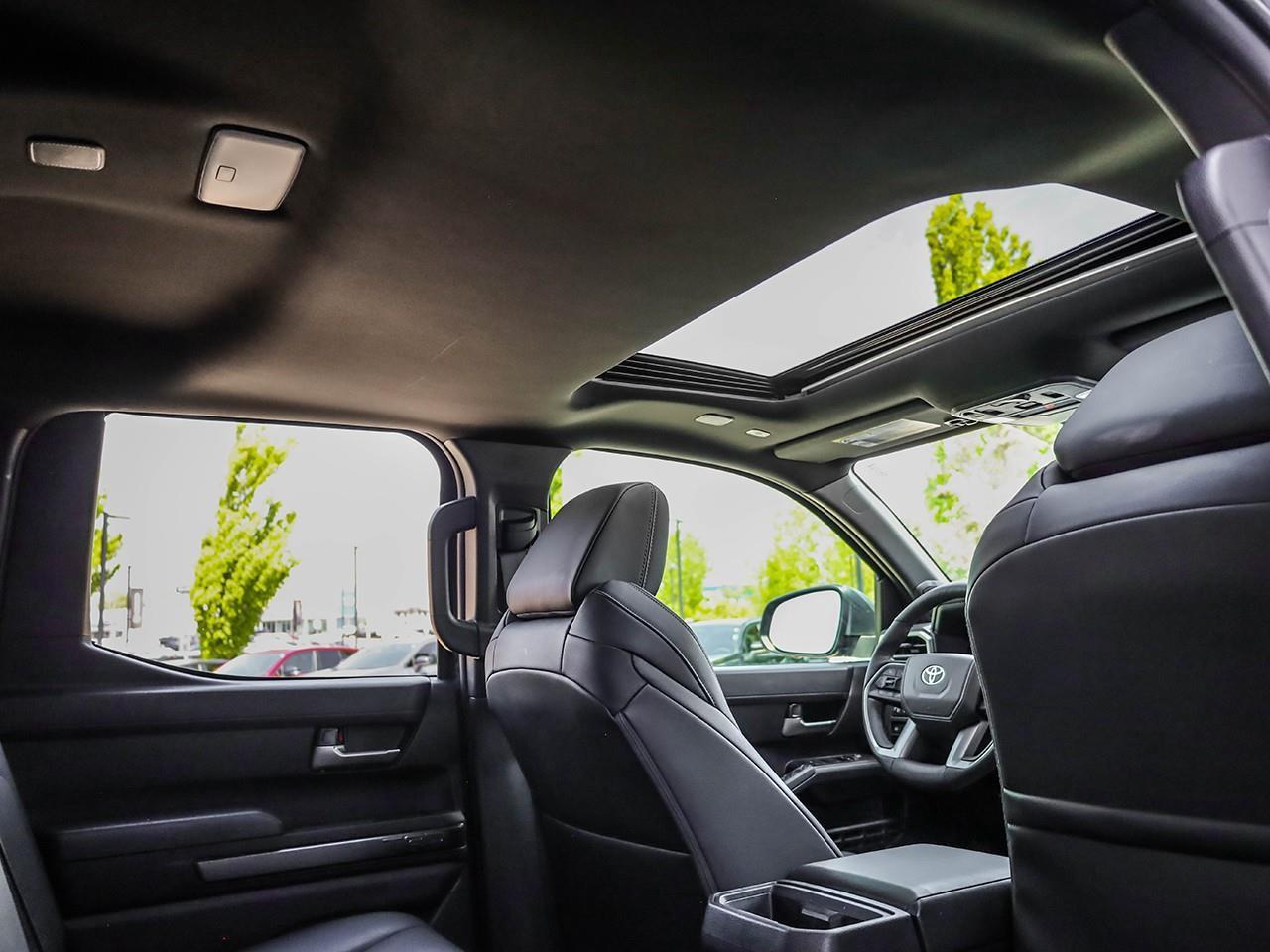 2025 Toyota TACOMA HYBRID  Photo