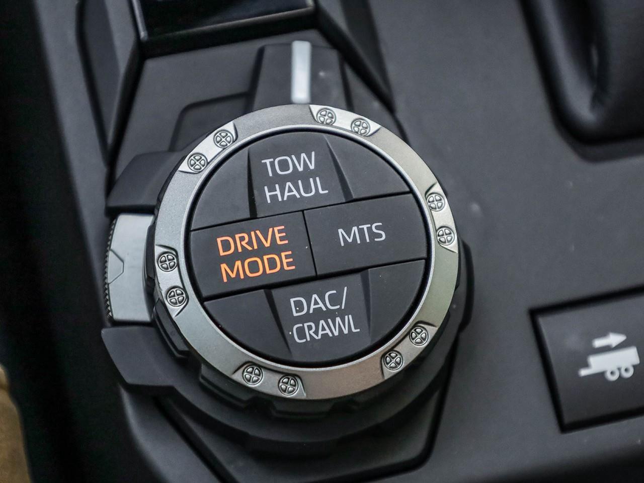 2025 Toyota TACOMA HYBRID  Photo