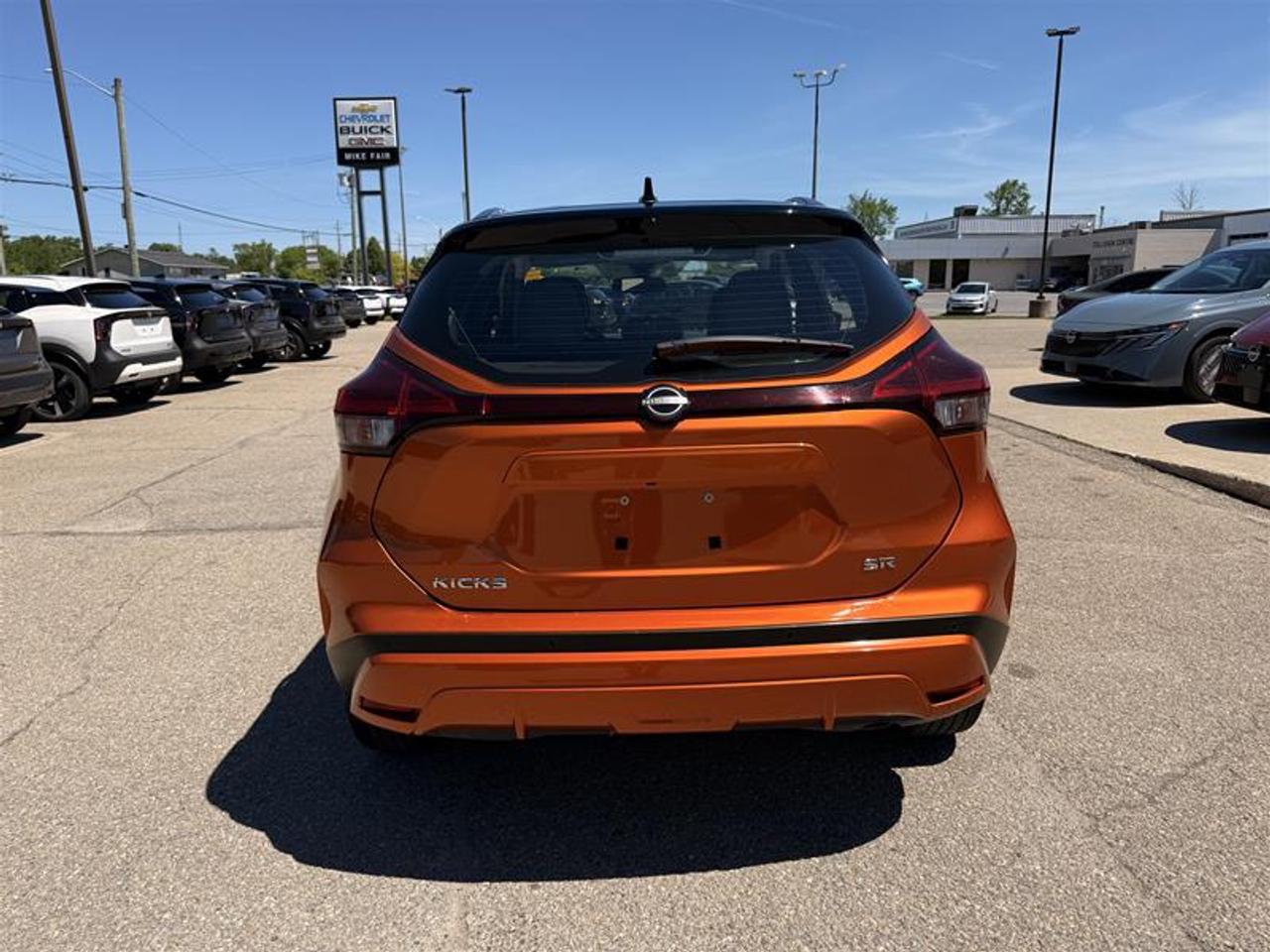 2024 Nissan Kicks SR FWD Photo