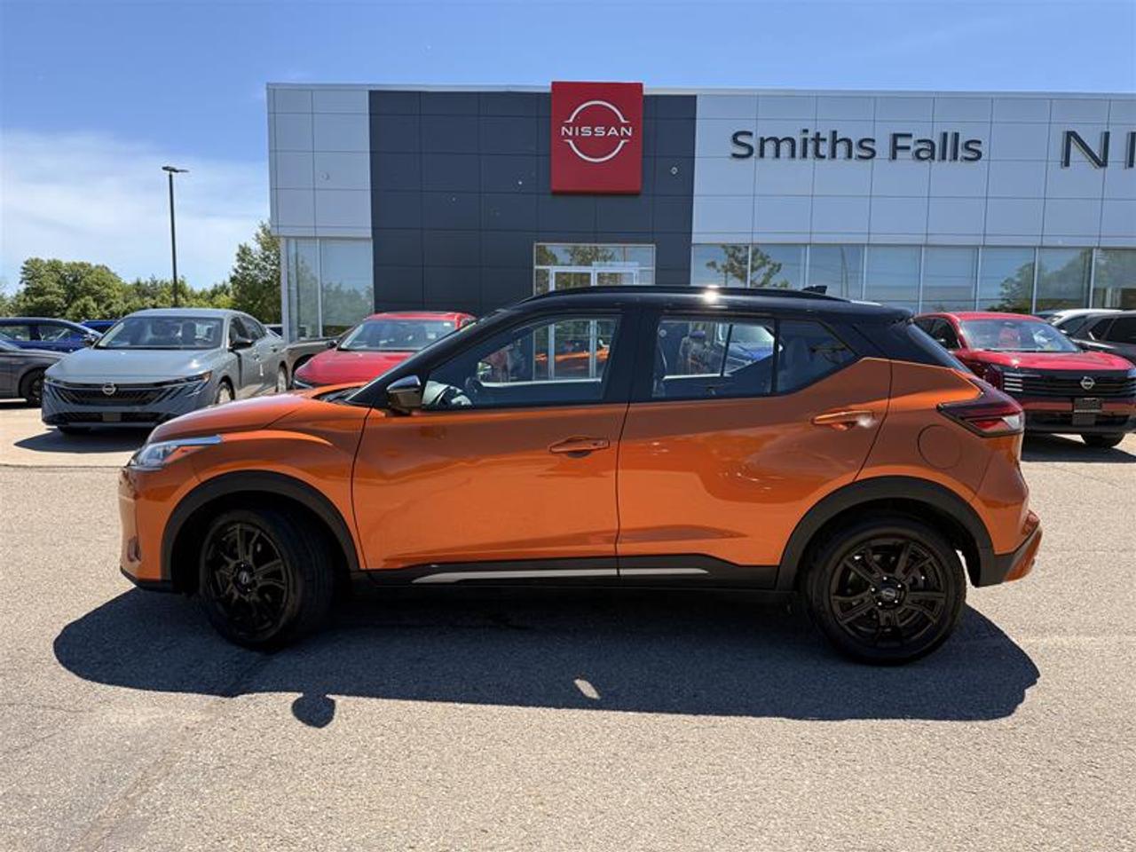 2024 Nissan Kicks SR FWD Photo