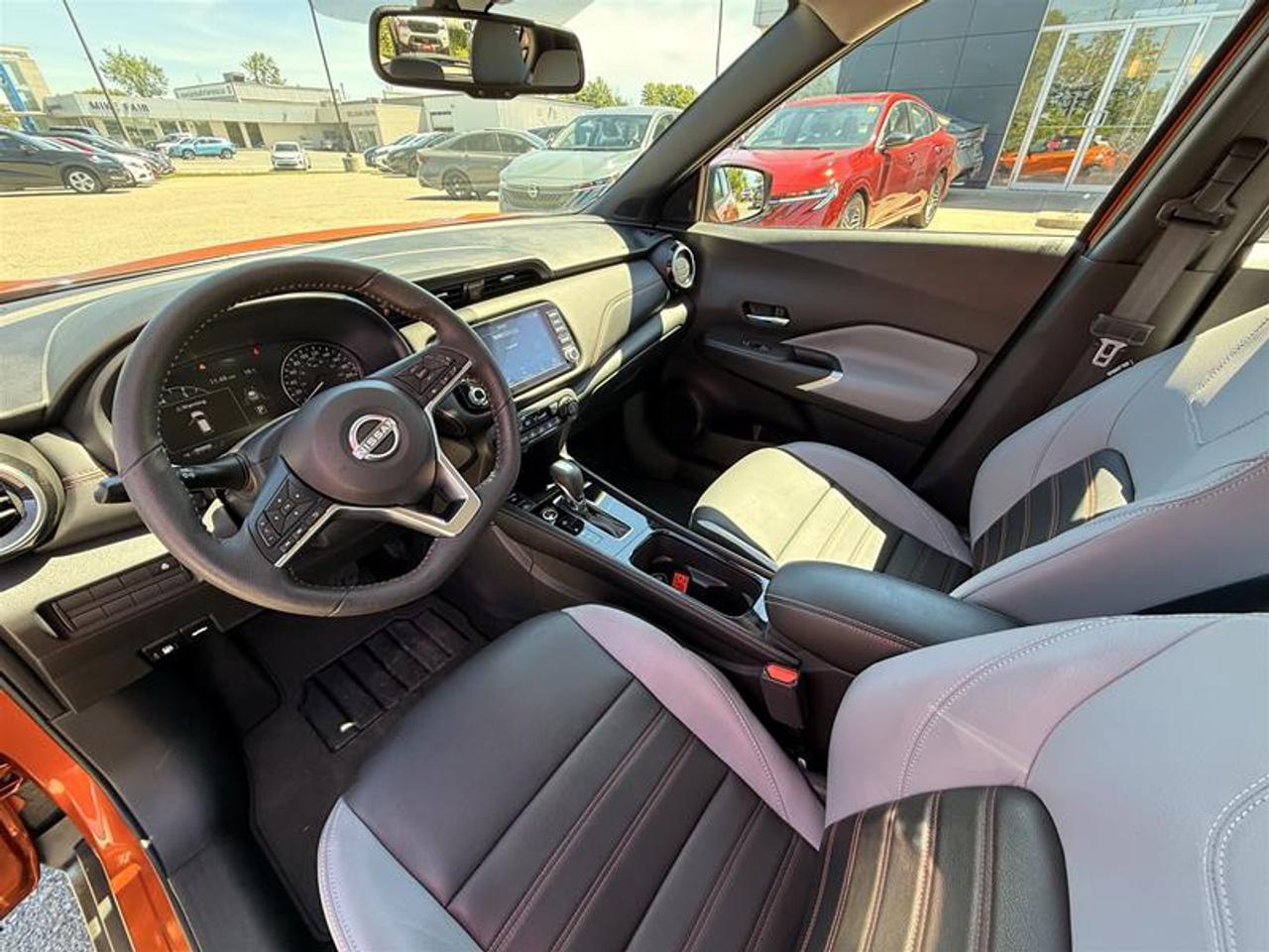 2024 Nissan Kicks SR FWD Photo