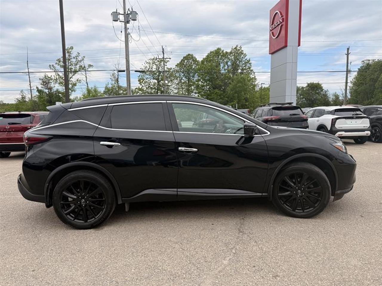 2023 Nissan Murano Midnight Edition Photo