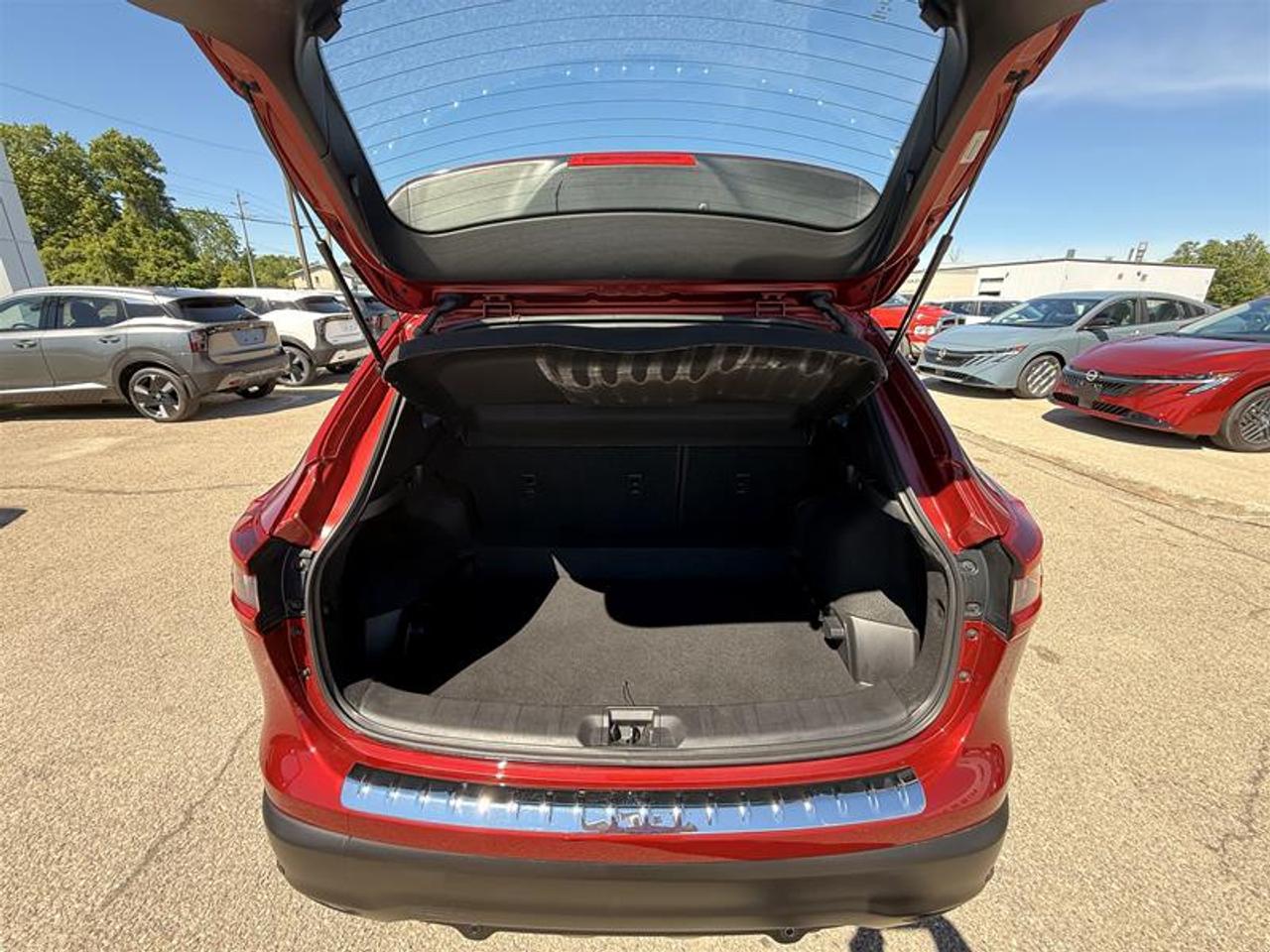 2023 Nissan Qashqai SV AWD CVT Photo