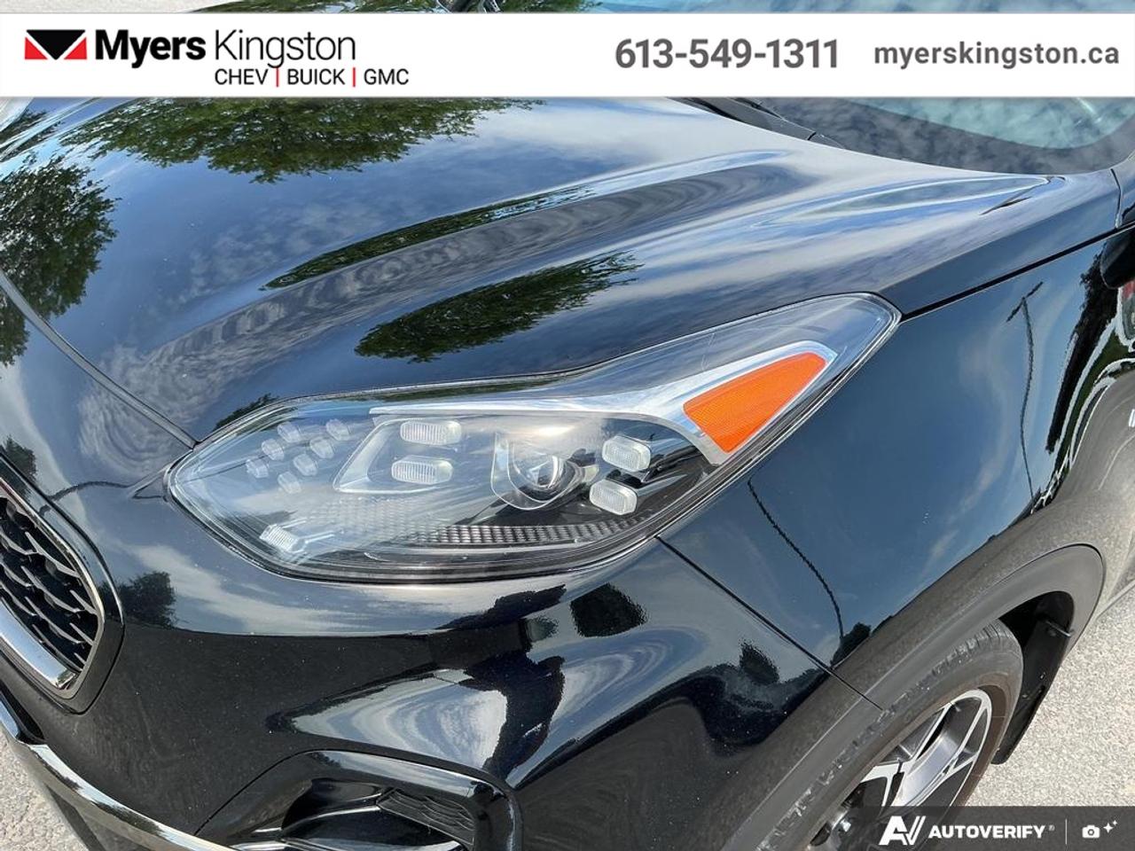 2022 Kia Sportage SX AWD  - Certified - Navigation - $176 B/W Photo