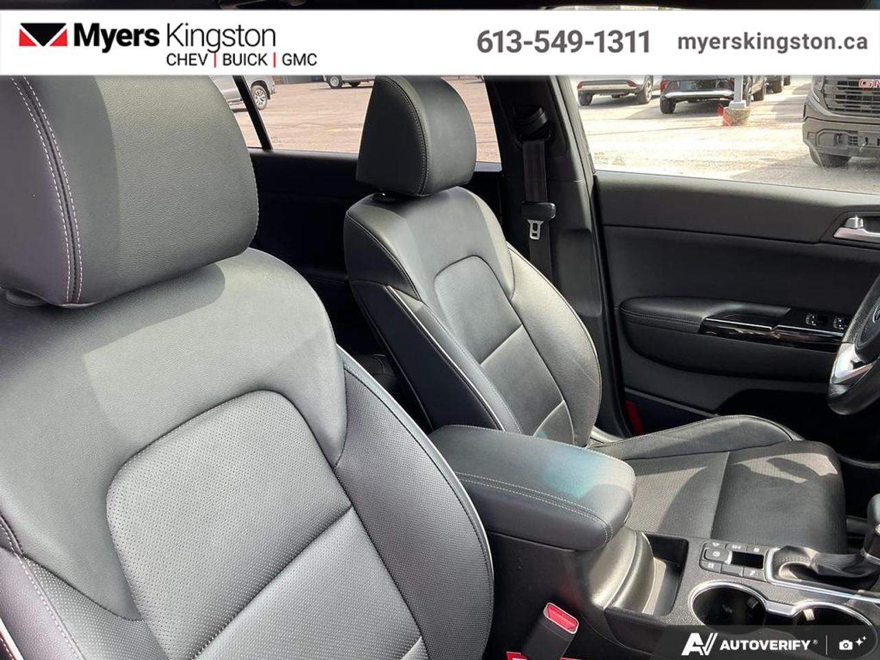 2022 Kia Sportage SX AWD  - Certified - Navigation - $176 B/W Photo