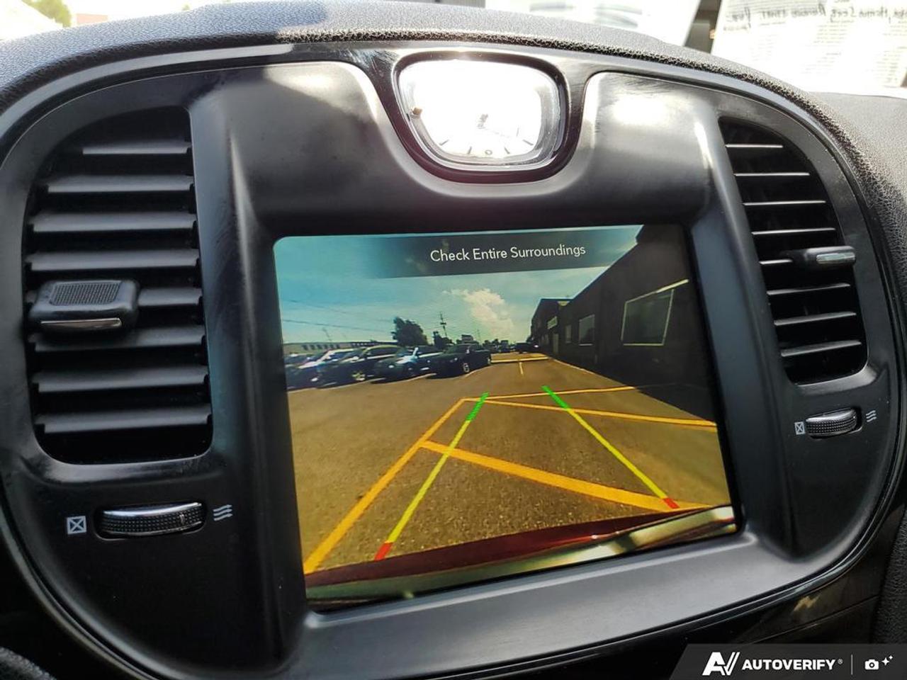 2018 Chrysler 300 300S-NAVIGATION-PANORAMIC SUNROOF-LEATHER-CAMERA Photo