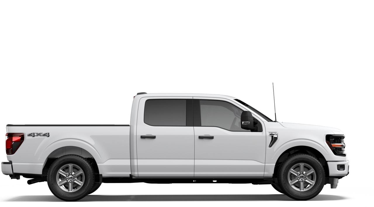 2026 Ford F-150 4X4 SuperCrew XLT SuperCrew® Photo4