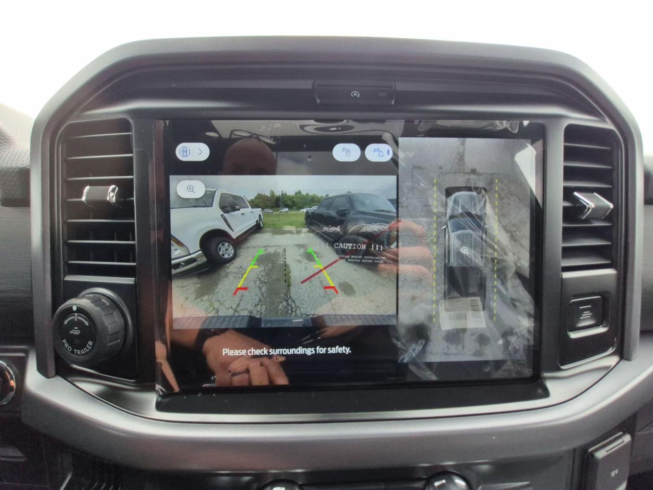 2026 Ford F-150 XLT 303A PKG, MOONROOF, BLACK APPEARANCE PKG Photo