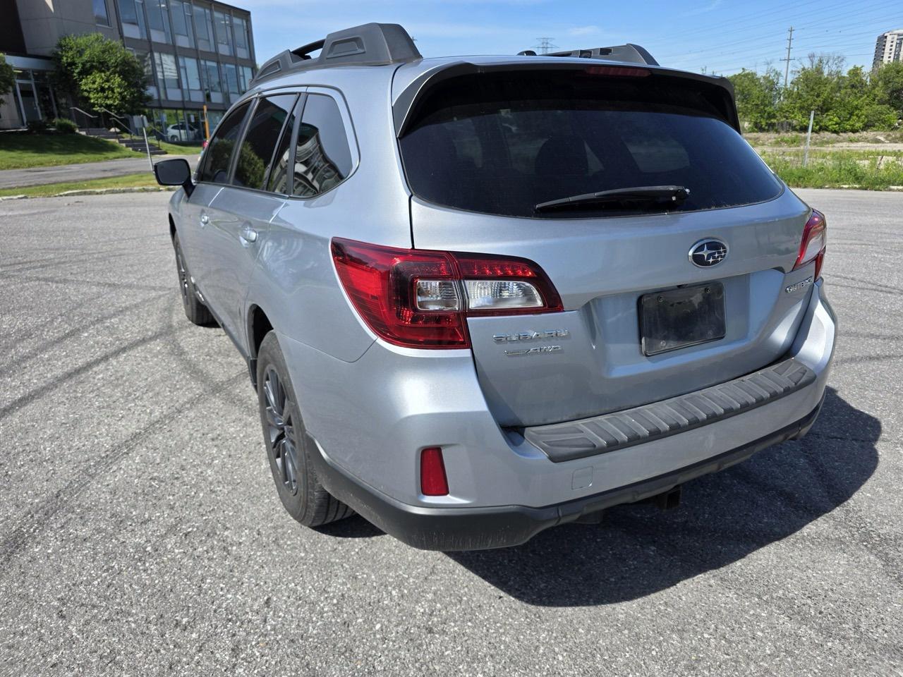 2017 Subaru Outback 2.5I Premium Photo