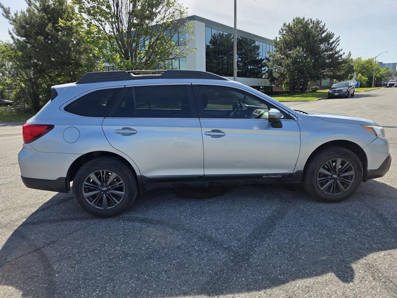 2017 Subaru Outback 2.5I Premium Photo