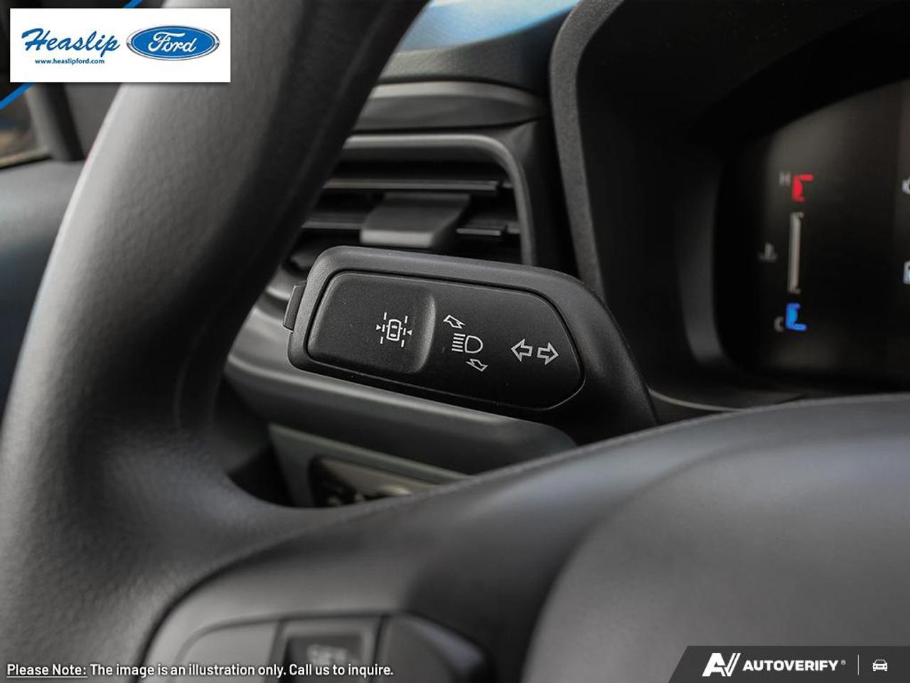 2026 Ford Maverick XLT Photo