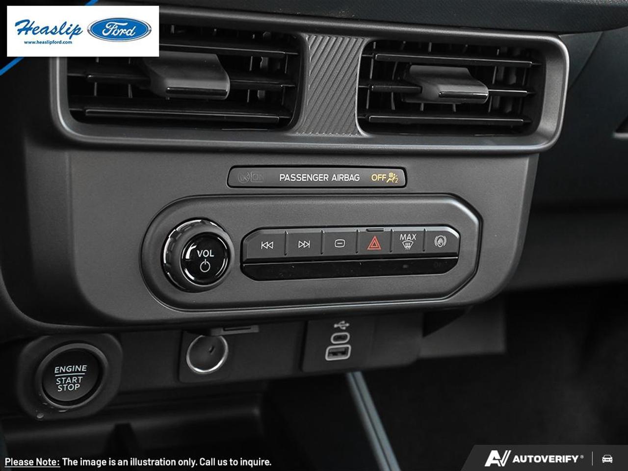 2026 Ford Maverick XLT Photo