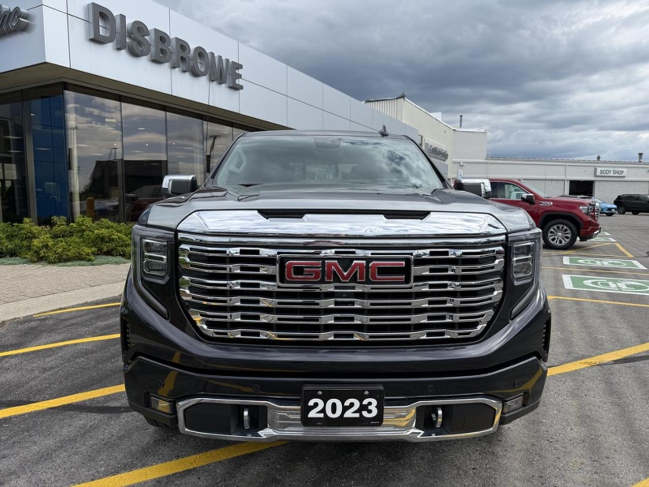 2023 GMC Sierra 1500 Denali Photo2