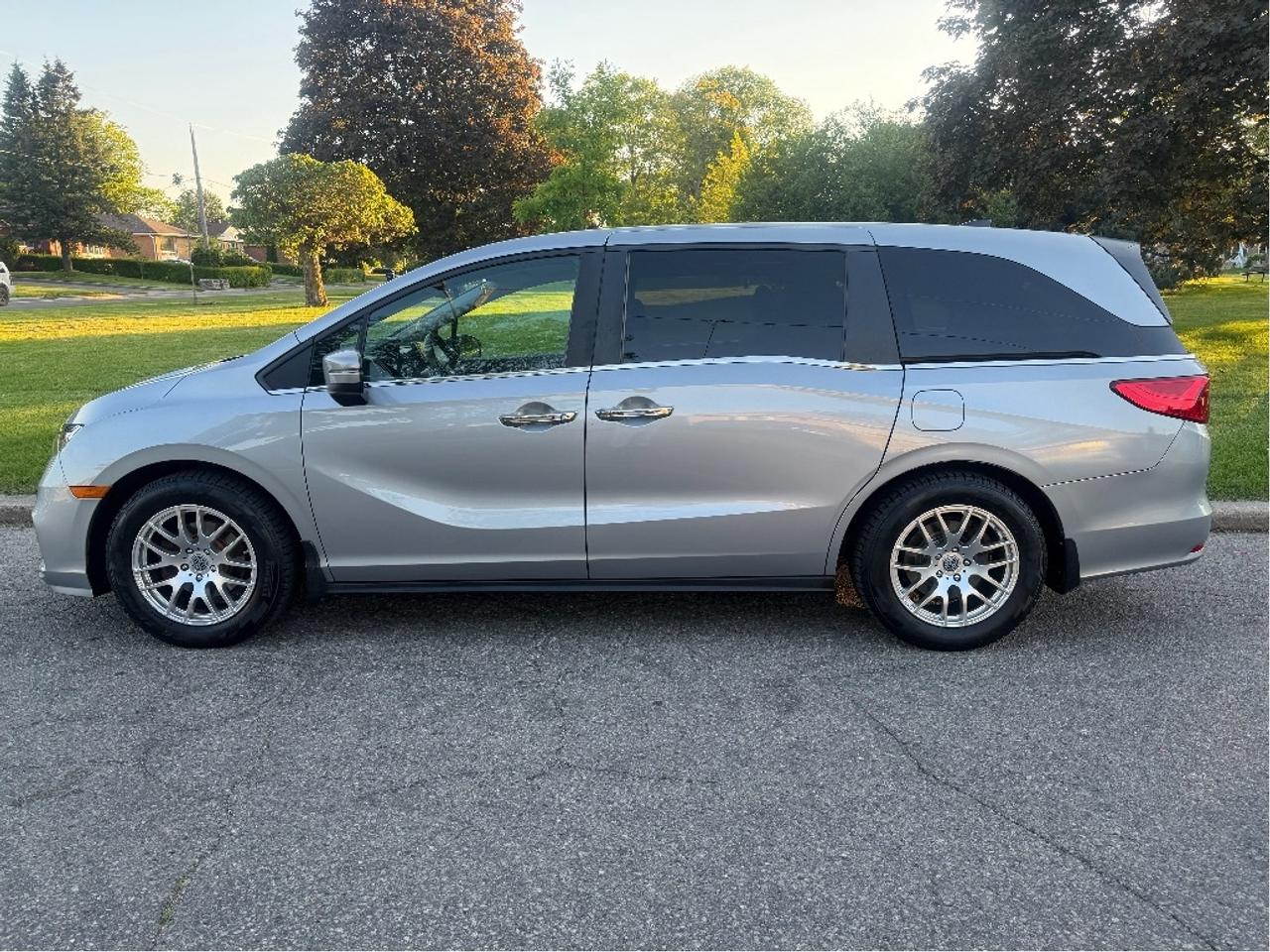 2020 Honda Odyssey EX Photo