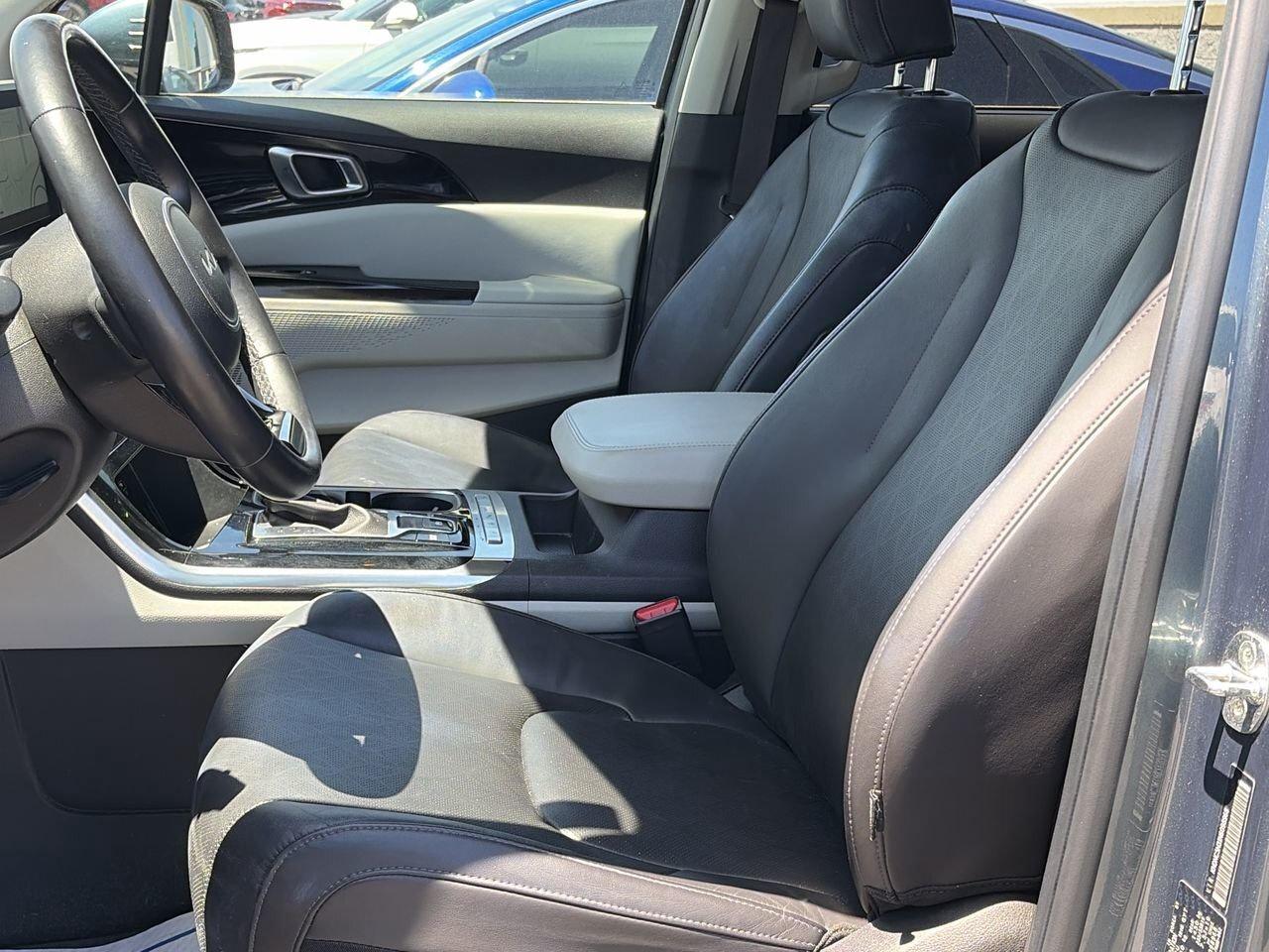 2022 Kia Carnival EX+ CLEAN CARFAX   ONE OWNER   LTHR SEATS   360CAM Photo